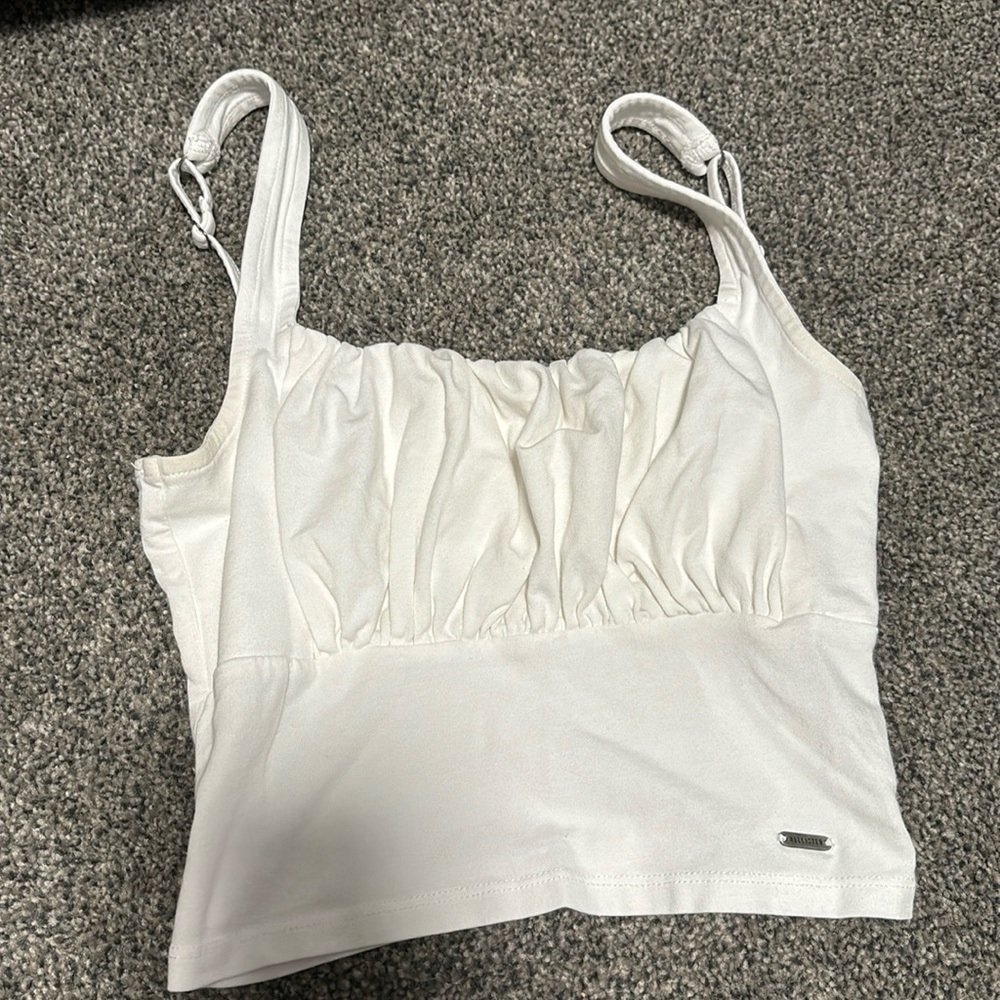 scrunched hollister tank top in white
